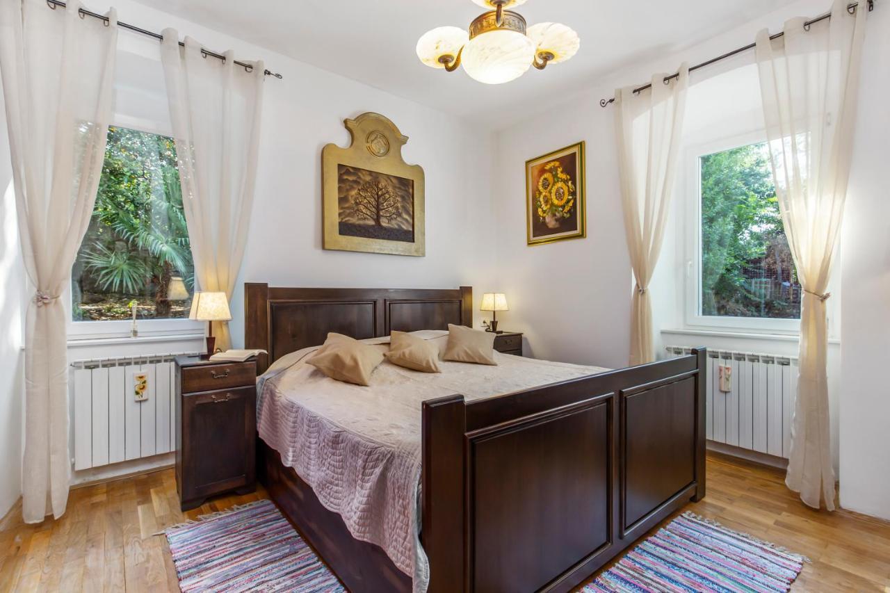 Villa Carolina Rijeka Exteriör bild