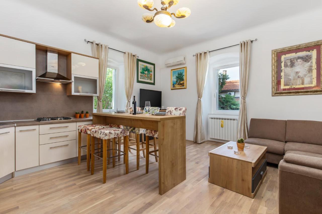 Villa Carolina Rijeka Exteriör bild